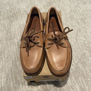 NWT - never worn Sperry top-sider loafers color Sahara